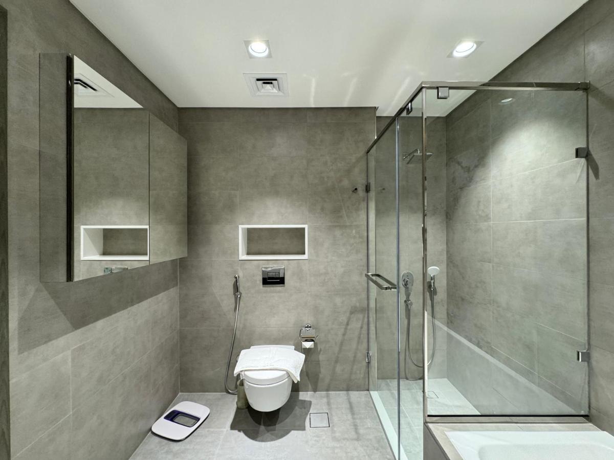 Manzil - 2br Nr Downtown W Lagoon & Burj View *